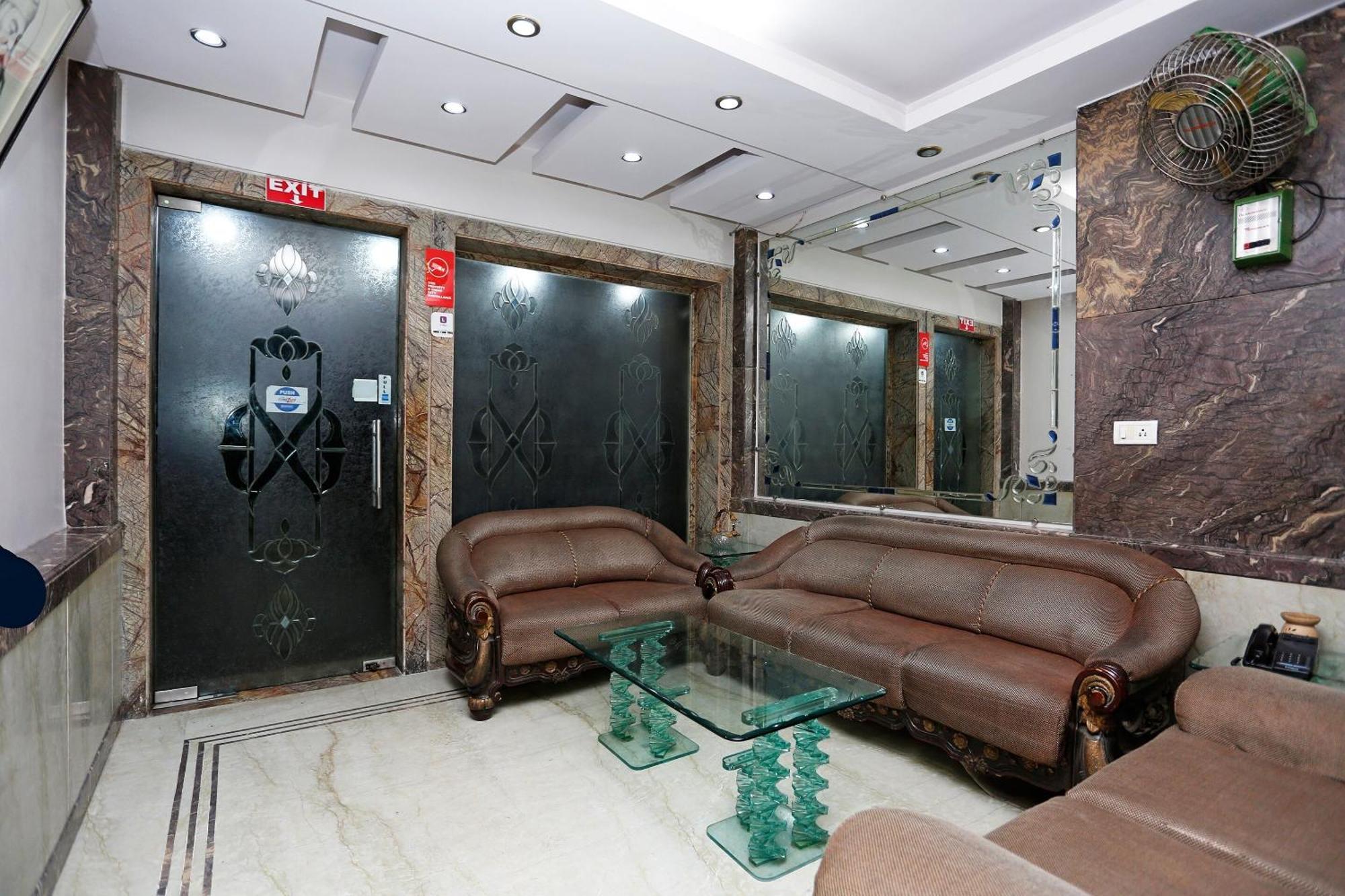 Hotel O Mid Town Delhi  Exterior foto