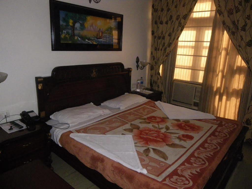 Hotel O Mid Town Delhi  Exterior foto